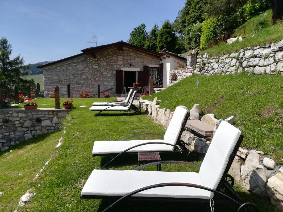 Callort Adrara San Rocco Buitenkant foto