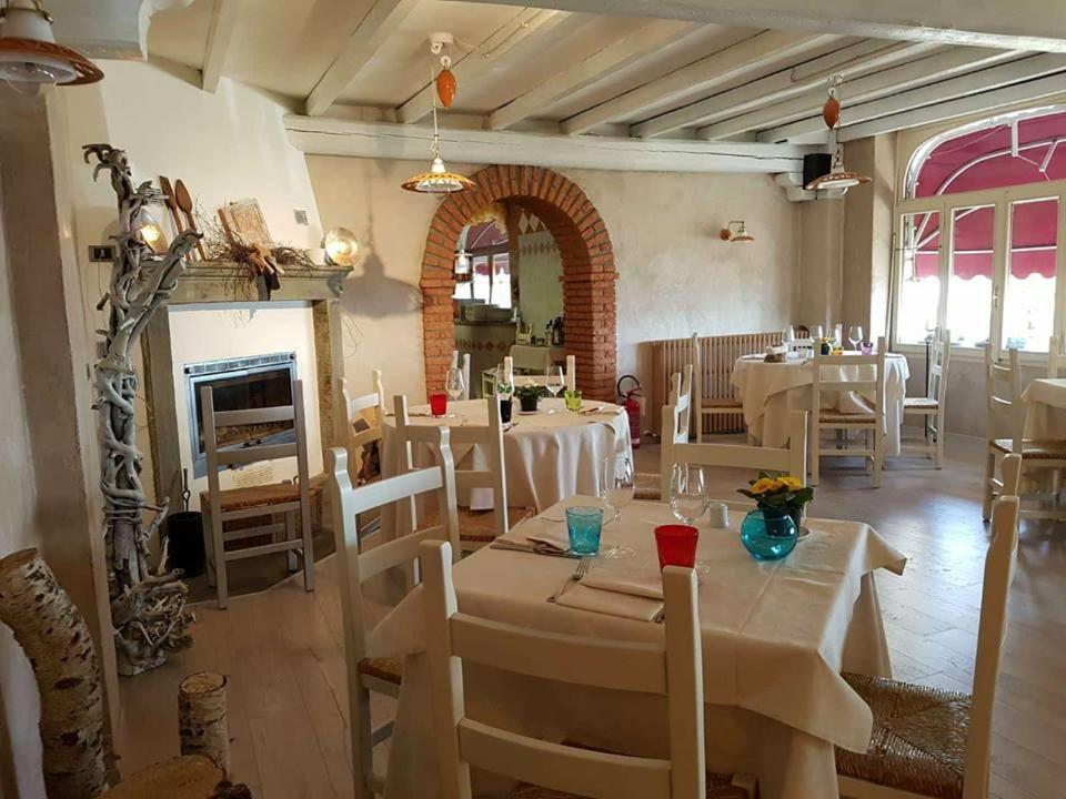 Callort Adrara San Rocco Buitenkant foto